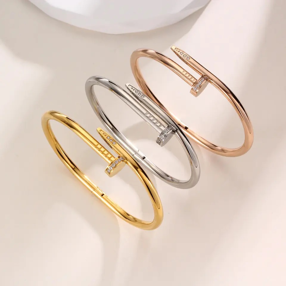 AD-28498 Bracelet - Gold/Type2
