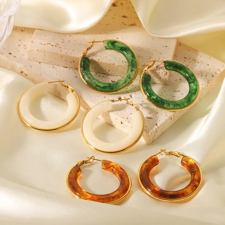 VI-38261 Earrings - White